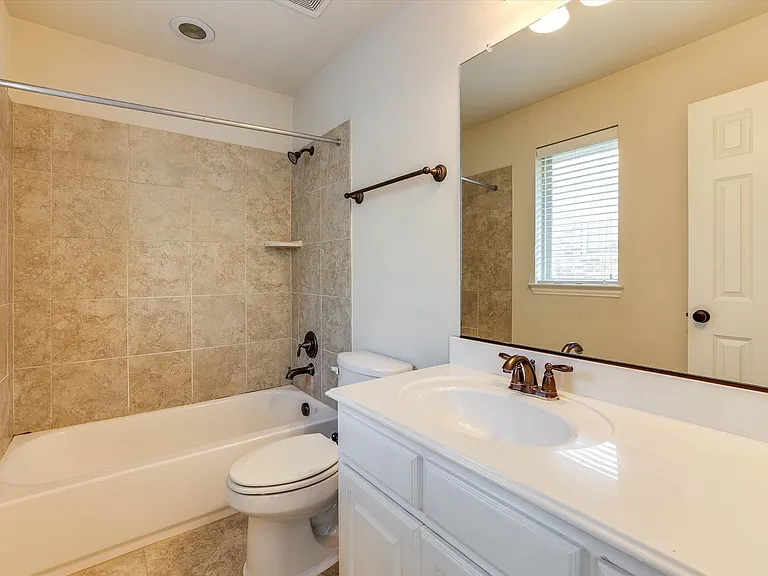 419 Rio Grande Dr — Photo 17