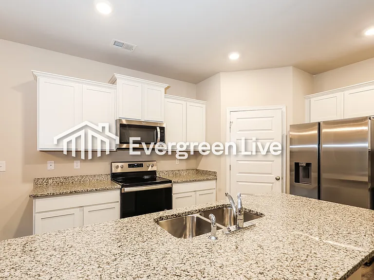 473 Cranberry Cir — Photo 5