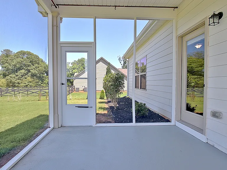 144 Reserve Pl — Photo 61