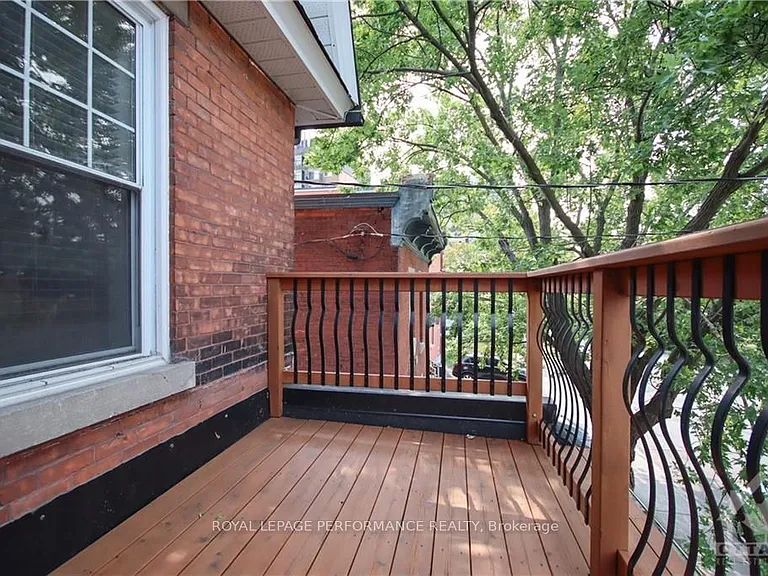 736 Cooper St W #2 — Photo 5