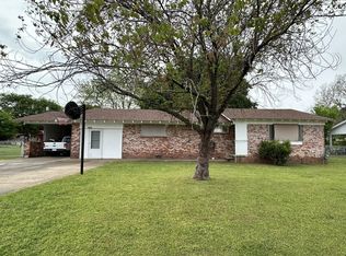206 Willa Dr, Poteau, OK 74953