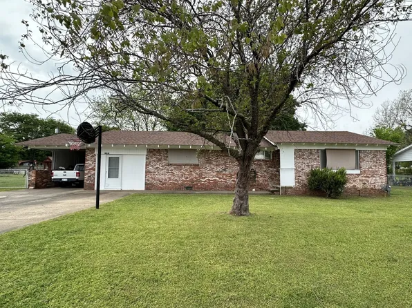 206 Willa Dr, Poteau, OK 74953