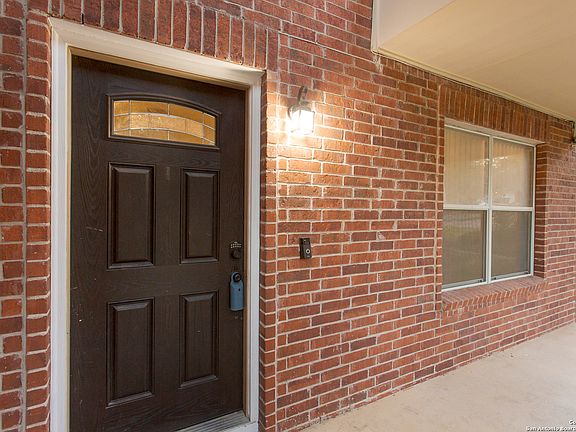 4th image of 6126 DONELY PL