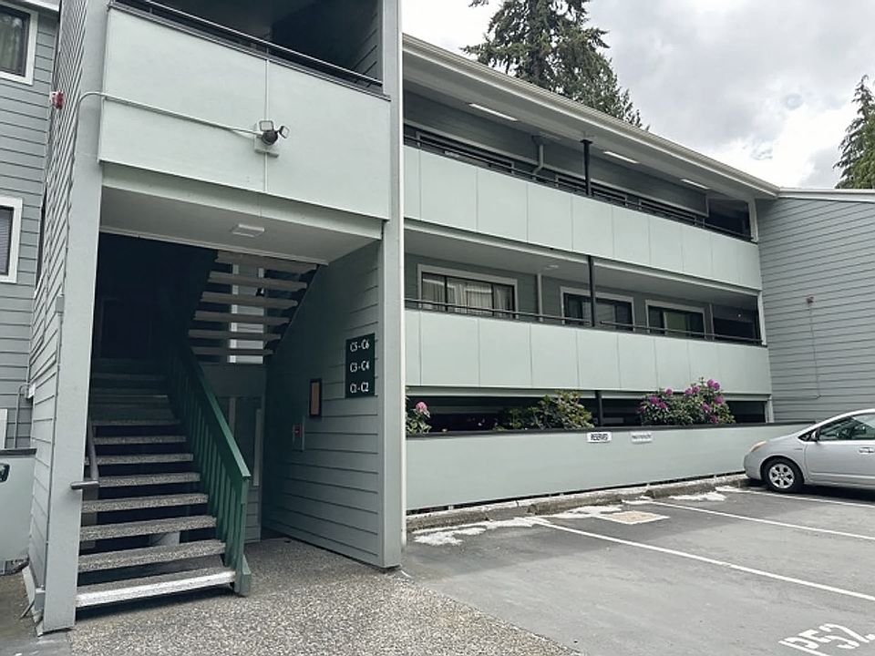 1st image of 13741 15th Ave NE APT C2