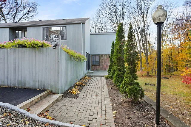 12 Quarry Cor — Photo 10