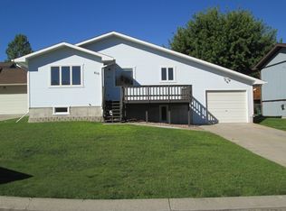 610 Pineridge Ct, Great Falls, MT 59405