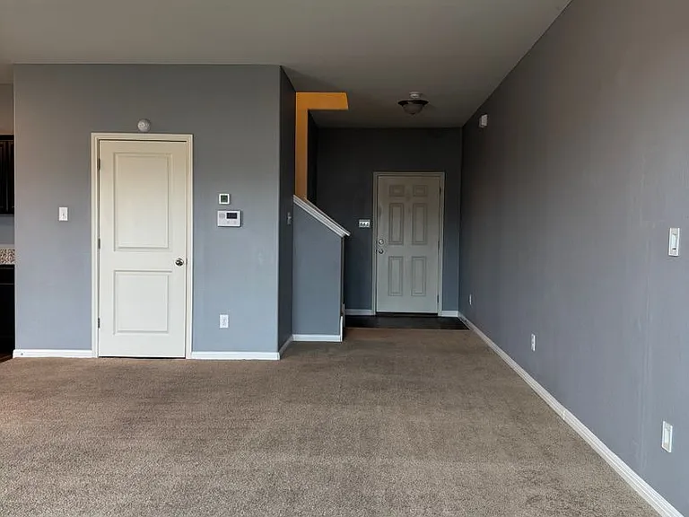 105 Rainey Dr — Photo 5