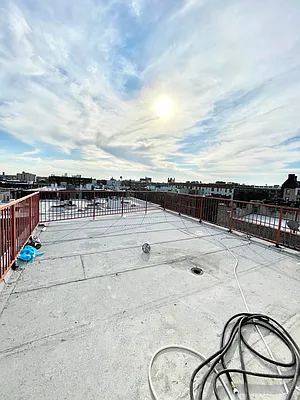 Rented by Delmark Realty LLC | media 43