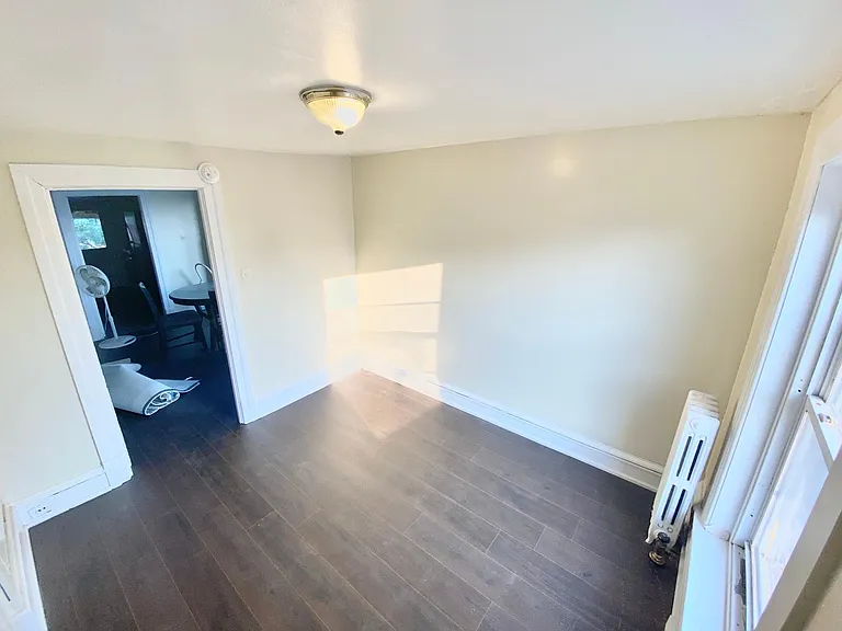 247 S 5th St #3F — Photo 7