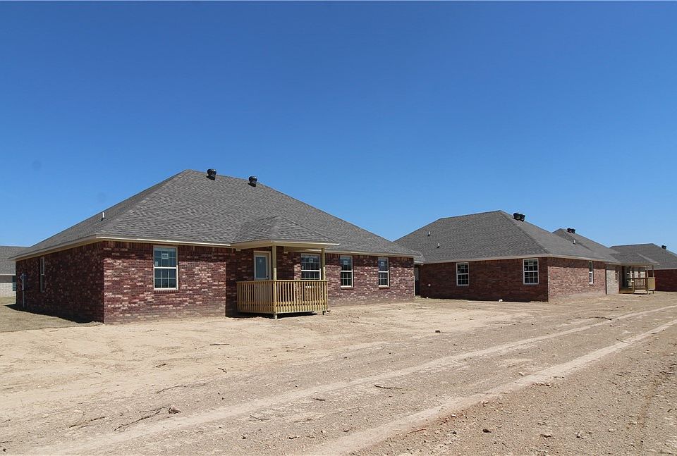 2nd image of 2117 Brown Bear Ln