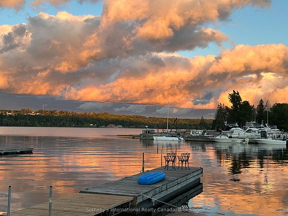 2nd image of 604 Champlain Rd