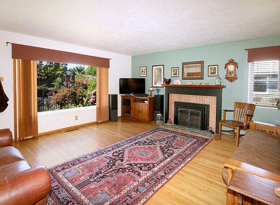 2nd image of 4225 Bain Ave