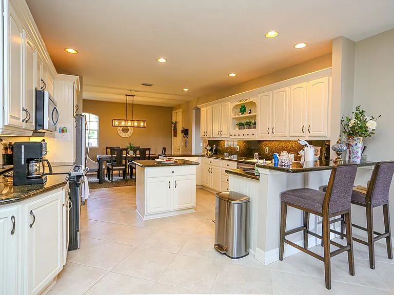 5945 Paradise Cir — Photo 45