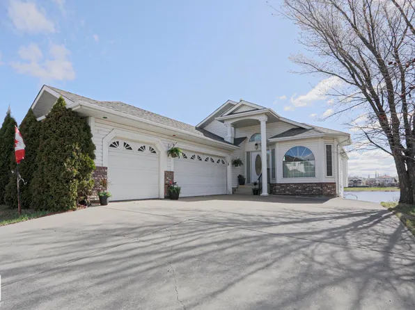 16203 89th St NW, Edmonton, AB T5Z 3M3