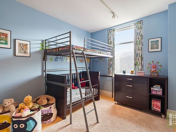 4th image of 110 Livingston St APT 11O