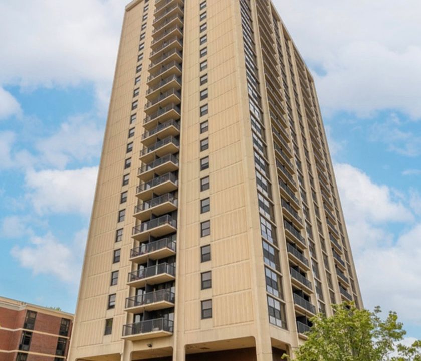 1st image of 3001 S Michigan Ave Unit 1408