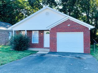 400 Catalpa Cir, Bowling Green, KY 42104