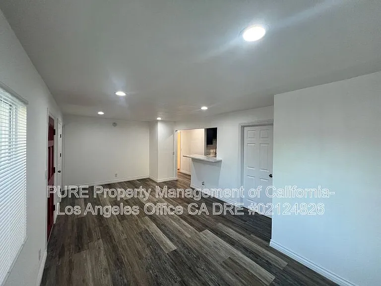980 W Battery St #2 — Photo 4