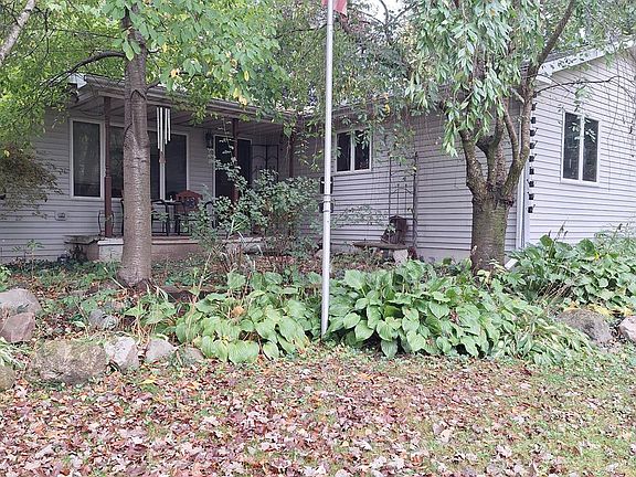 2nd image of 10209 Sargent Rd