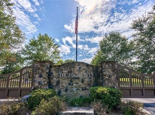 1009 Highgrove Dr, Monroe, GA 30655