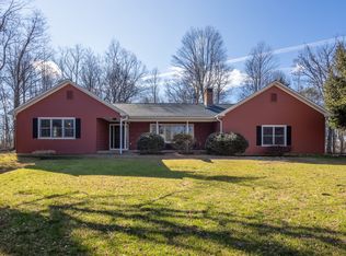 134 Sanford Rd E, Southbury, CT 06488