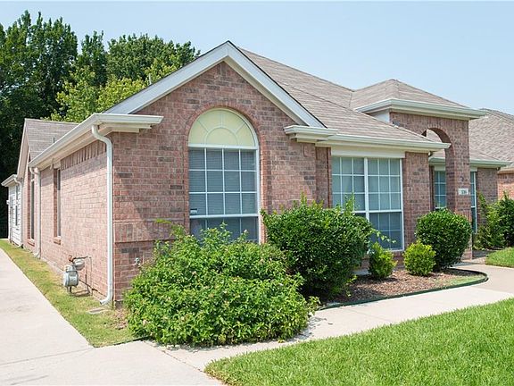 3rd image of 116 Bardwell Dr
