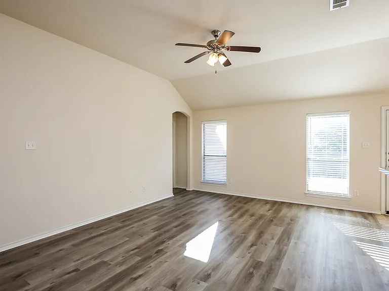 4913 Caraway Dr — Photo 3