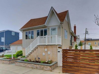 9 Curley St, Long Beach, NY, 11561