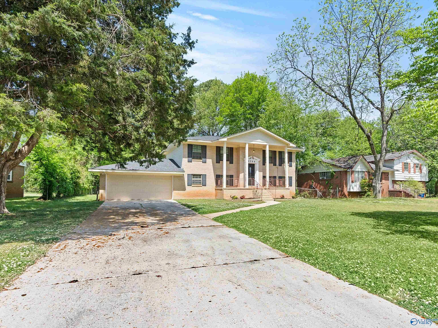 4 bed, 2.0 bath, 1882 sqft, $1,667 — Photo 4