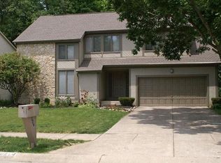 2714 Shady Ridge Dr, Columbus, OH 43231