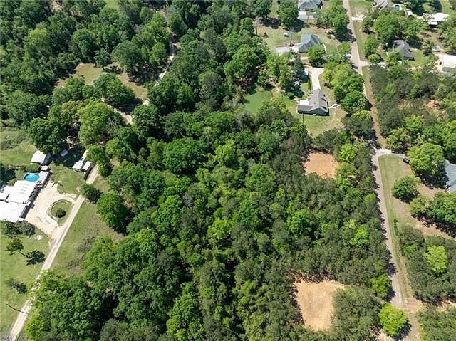 2nd image of Lost Hills Dr