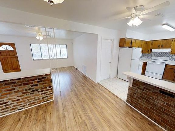 4th image of 745 63rd Ave S