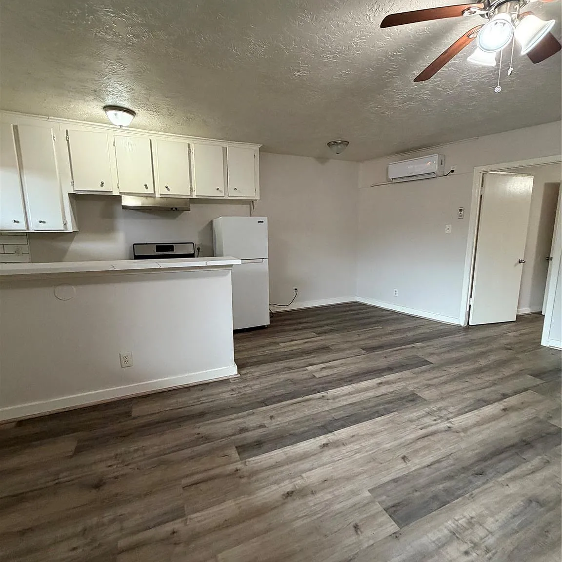 1 bed, 1.0 bath, 695 sqft, $850 — Photo 4