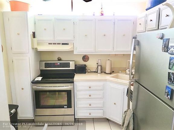 3rd image of 8380 Lagos De Campo Blvd APT 308