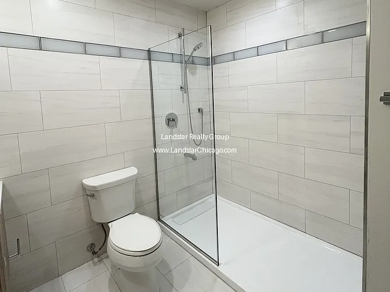 4611 S Ellis Ave #105 — Photo 13