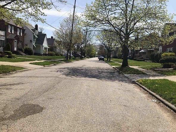 2nd image of 18028 Hiller Ave