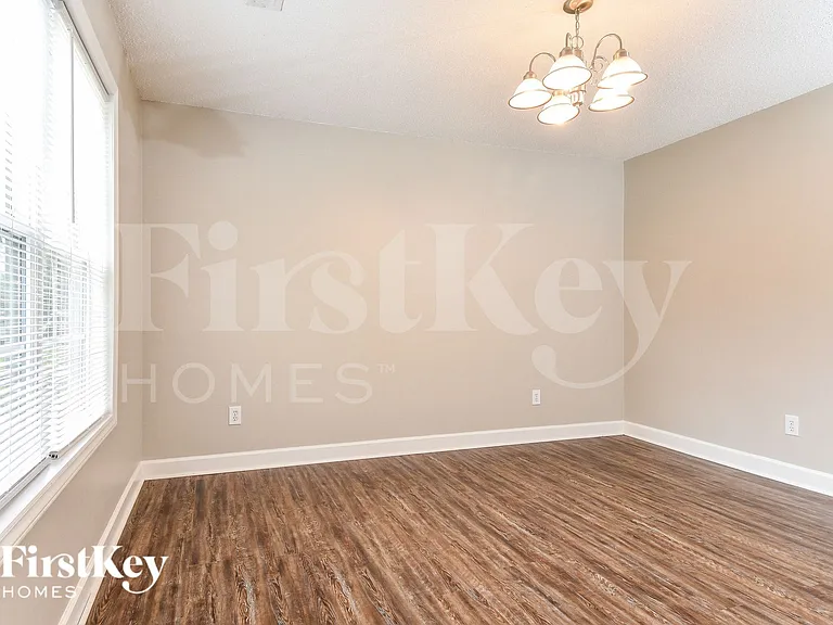 1405 Somerset Crossing Ln — Photo 5