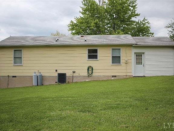 2nd image of 278 Dogwood St