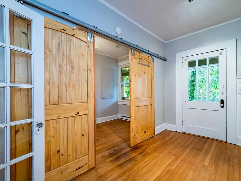 24 Robindale Ave #2 — Photo 5