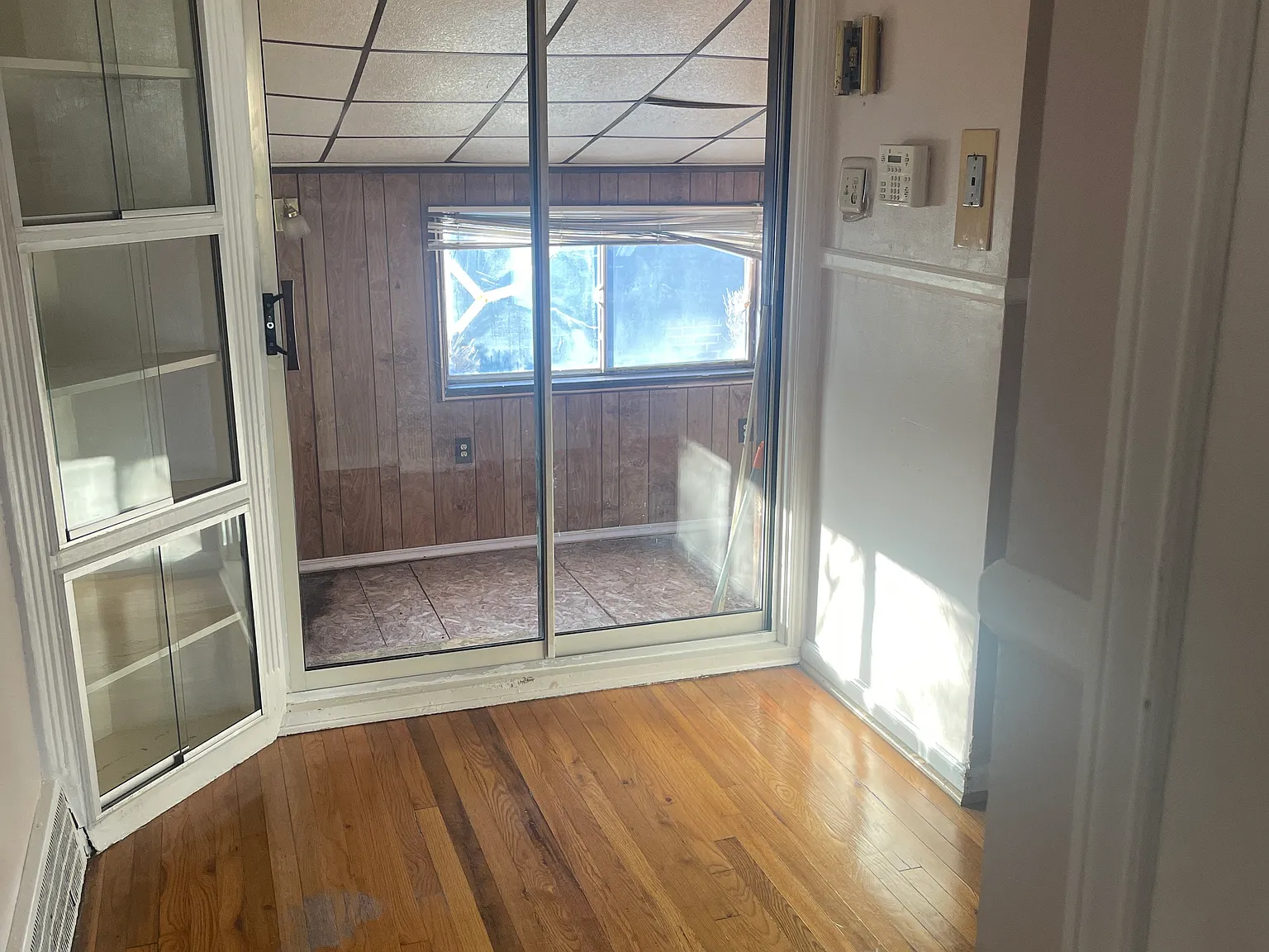 2 bed, 996 sqft, $1,400 — Photo 3