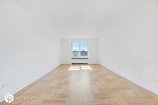 Sold by Cooper & Cooper Real Estate | media 4