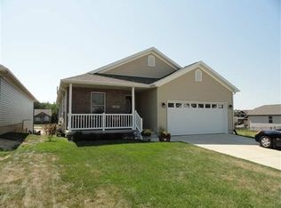 1004 Gerike Way, Bloomington, IL 61704
