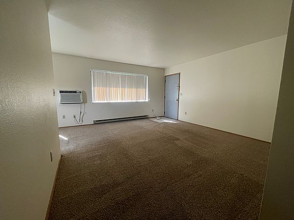 5th image of 611 N Baker Ave #611D