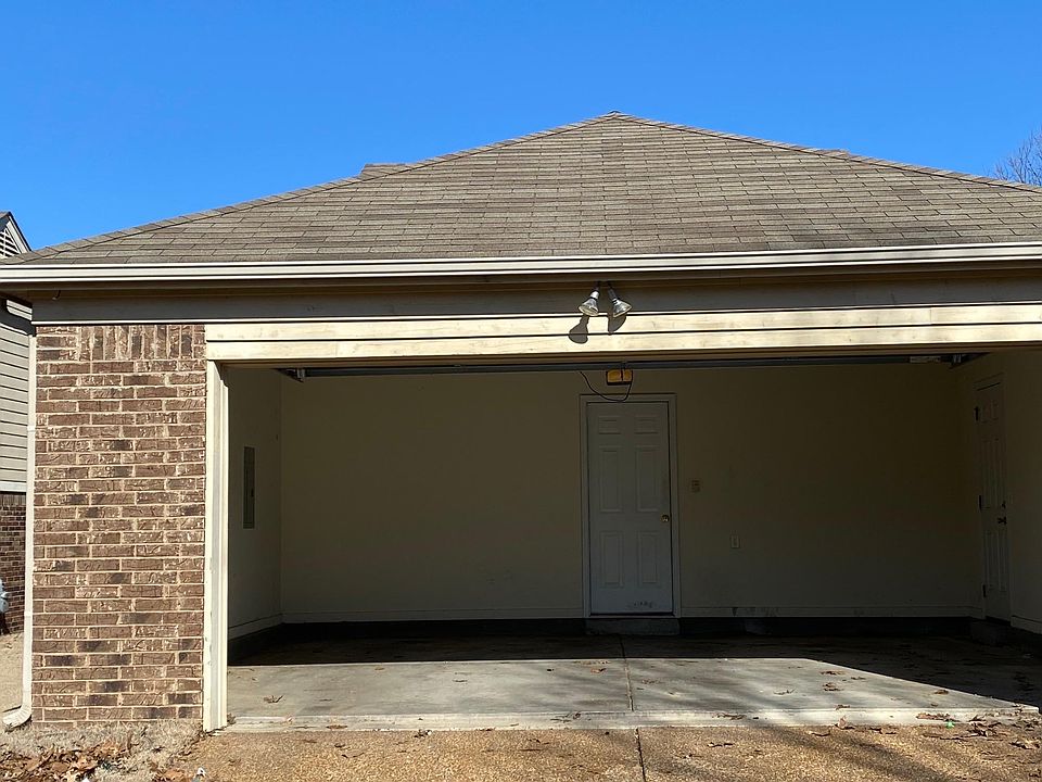 1st image of 10071 Mill Hill Ave