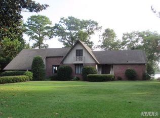 1114 Riverside Ave, Elizabeth City, NC 27909