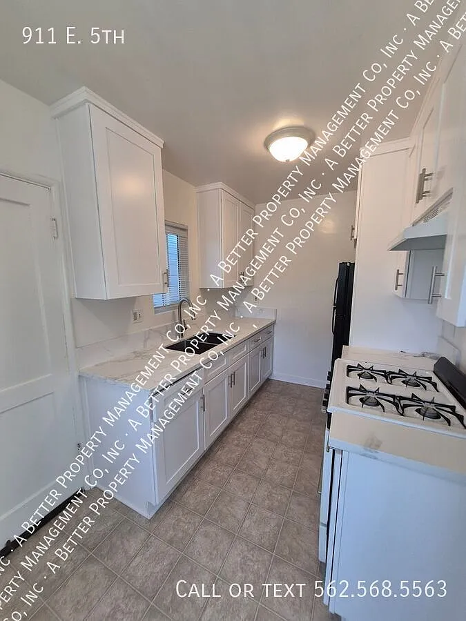 Gated Front One Bedroom W/ All New Kitchen & Hardwood Floors — Photo 1