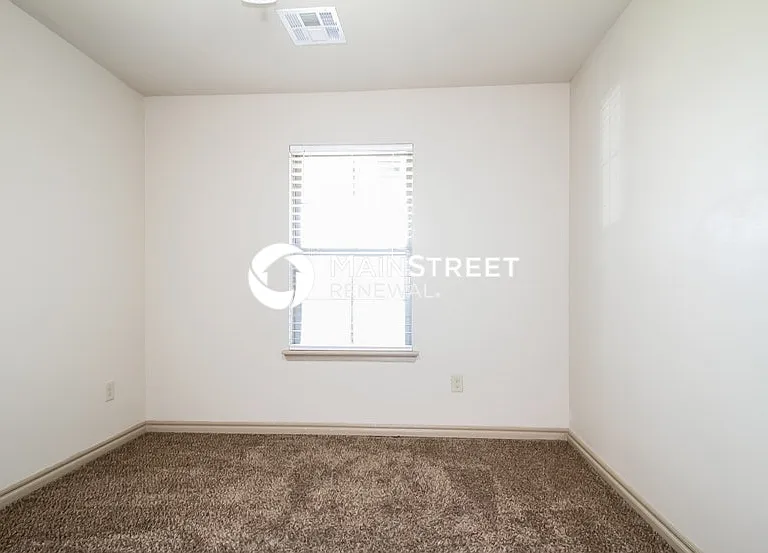 417 Pearl St — Photo 8