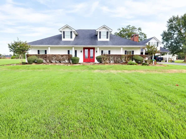 10035 Milky Way Ln, Beaumont, TX 77705
