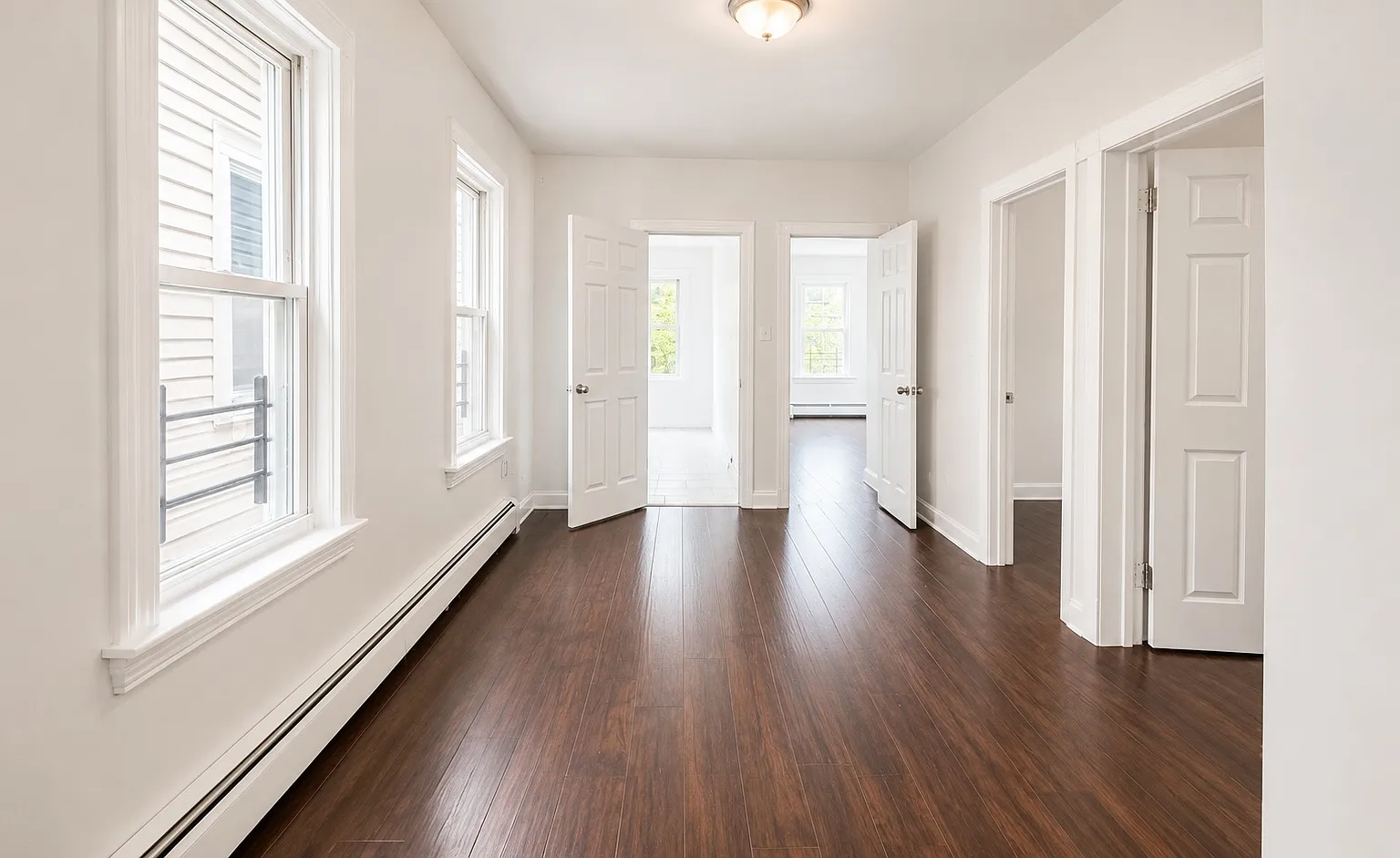 3 bed, 1000 sqft, $2,000 — Photo 4