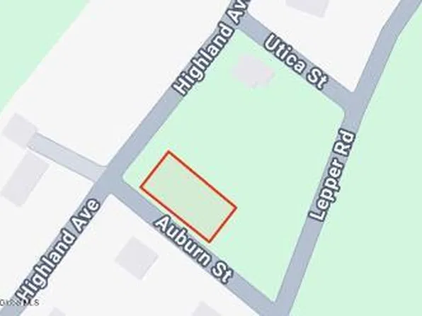 L21 Highland, Amsterdam, NY 12070